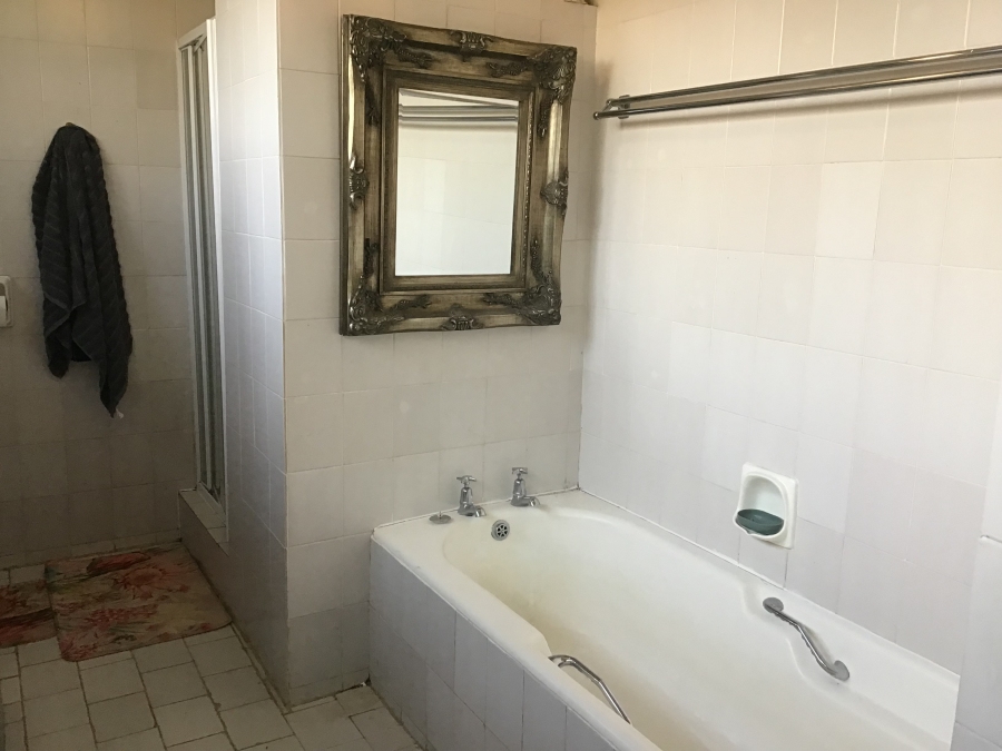 5 Bedroom Property for Sale in Clarendon KwaZulu-Natal