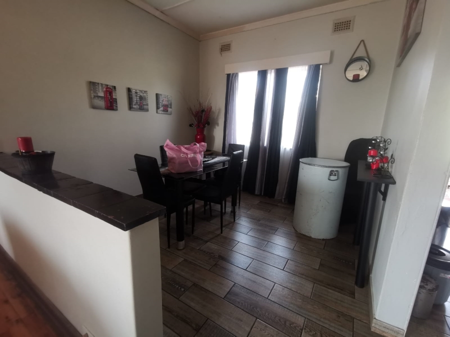 2 Bedroom Property for Sale in Hillary KwaZulu-Natal