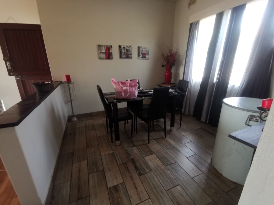 2 Bedroom Property for Sale in Hillary KwaZulu-Natal