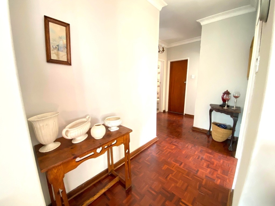To Let 2 Bedroom Property for Rent in Glenwood KwaZulu-Natal