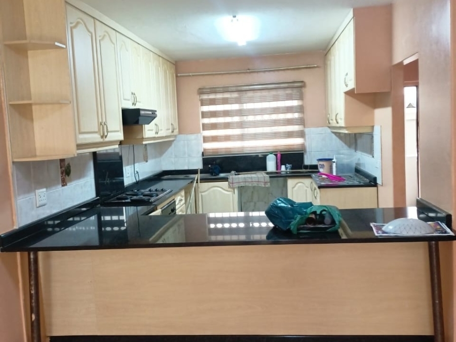 2 Bedroom Property for Sale in Port Shepstone KwaZulu-Natal