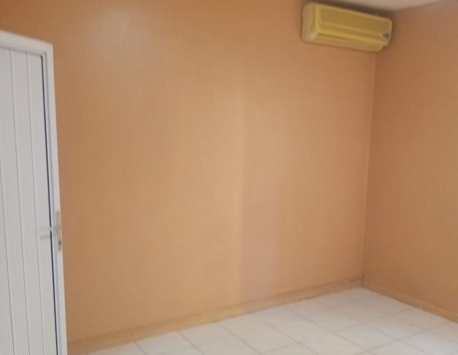 2 Bedroom Property for Sale in Port Shepstone KwaZulu-Natal