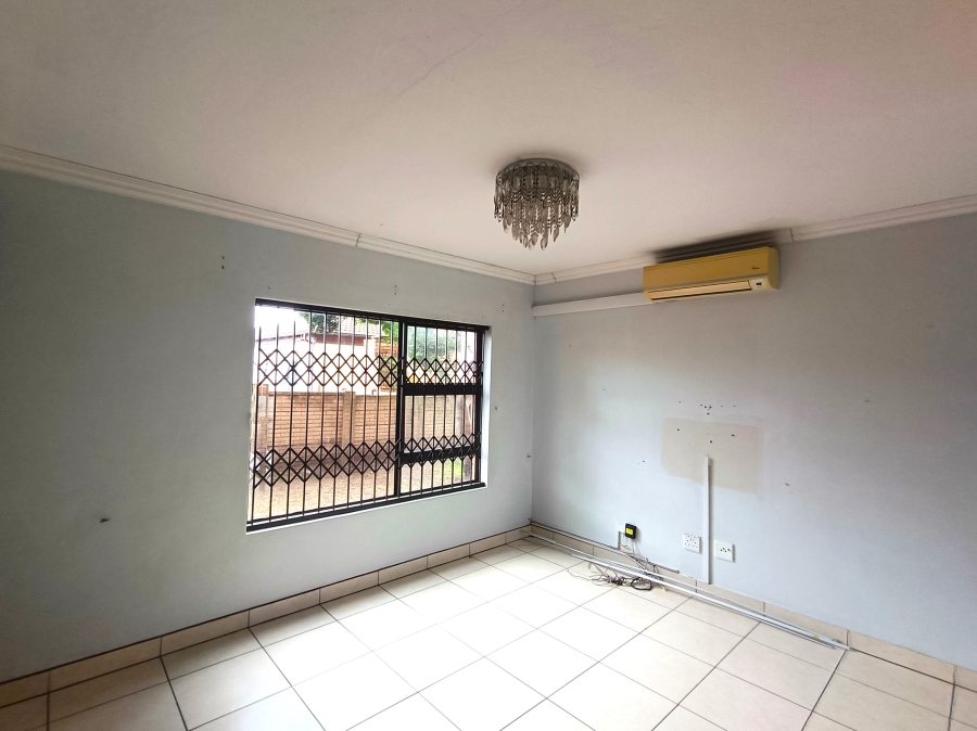 2 Bedroom Property for Sale in Arboretum KwaZulu-Natal