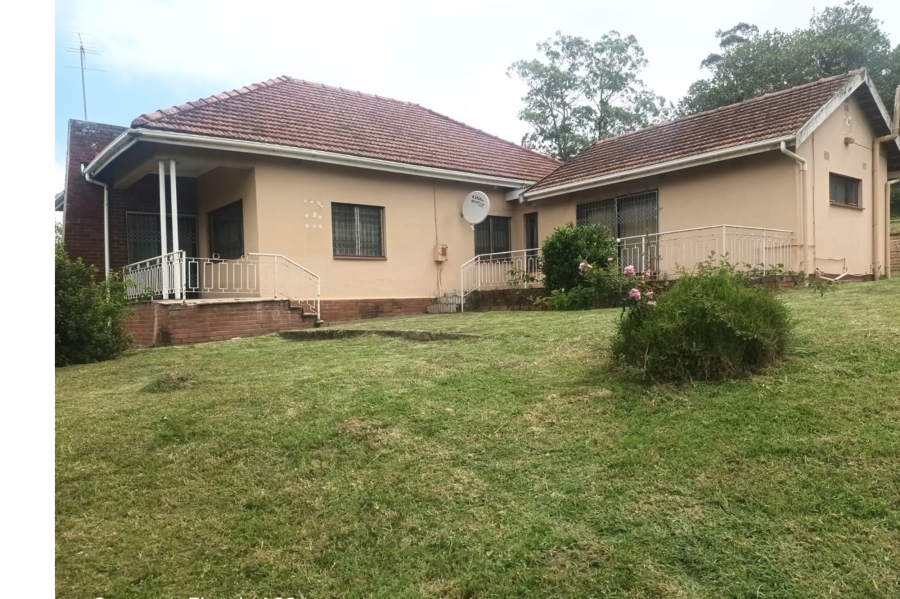 4 Bedroom Property for Sale in Umzinto KwaZulu-Natal