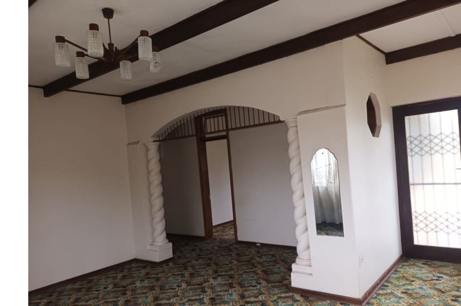 4 Bedroom Property for Sale in Umzinto KwaZulu-Natal
