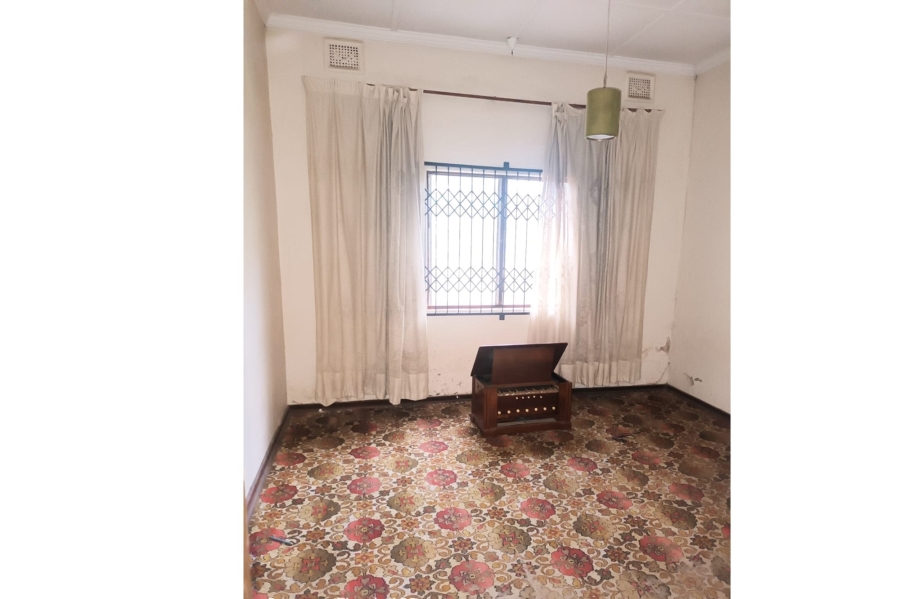 4 Bedroom Property for Sale in Umzinto KwaZulu-Natal