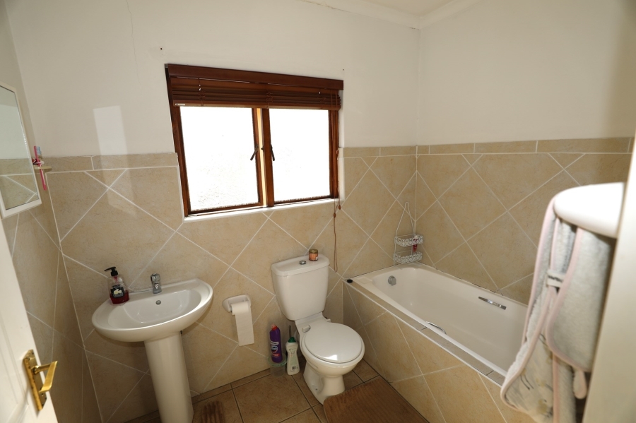 3 Bedroom Property for Sale in New Germany KwaZulu-Natal