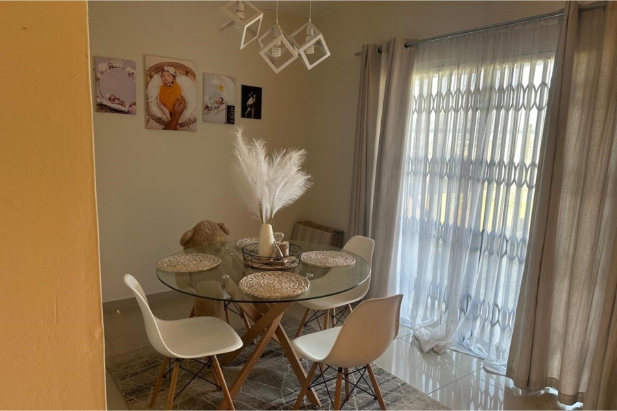 To Let 3 Bedroom Property for Rent in Redfern KwaZulu-Natal