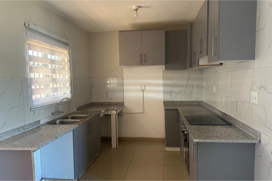 To Let 3 Bedroom Property for Rent in Redfern KwaZulu-Natal