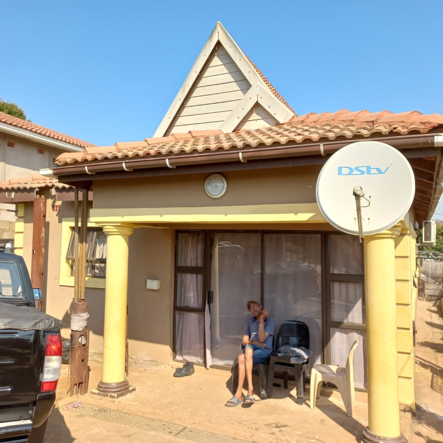 3 Bedroom Property for Sale in Newlands West KwaZulu-Natal