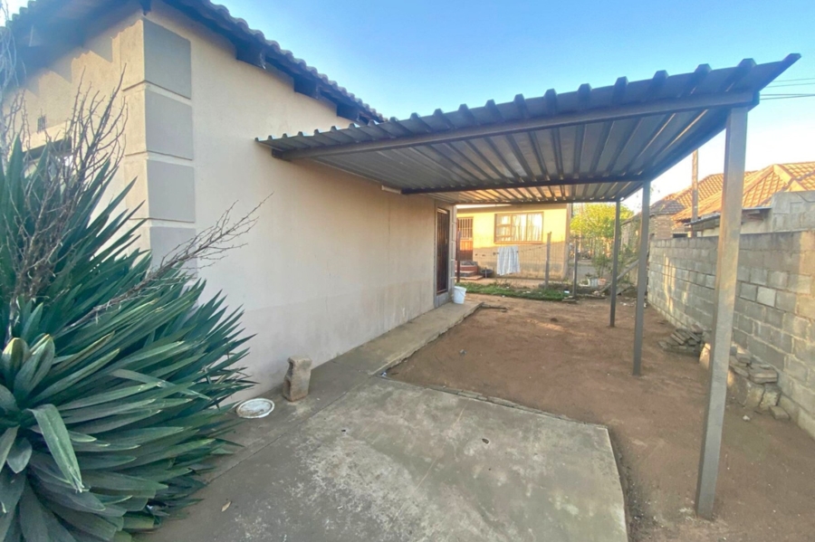 3 Bedroom Property for Sale in Bhekuzulu KwaZulu-Natal