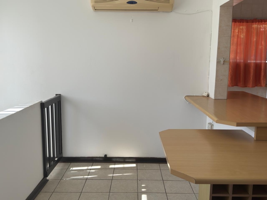 To Let 2 Bedroom Property for Rent in Ocean View KwaZulu-Natal