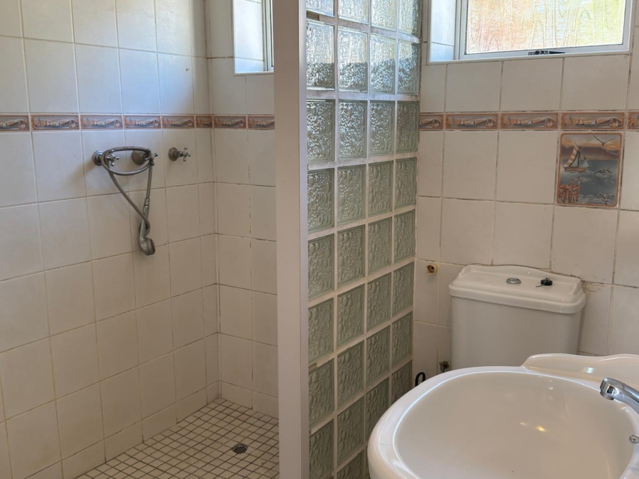 To Let 2 Bedroom Property for Rent in Ocean View KwaZulu-Natal