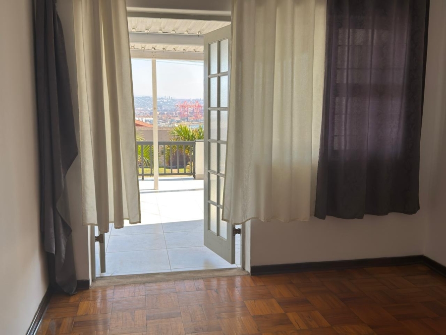 To Let 2 Bedroom Property for Rent in Ocean View KwaZulu-Natal