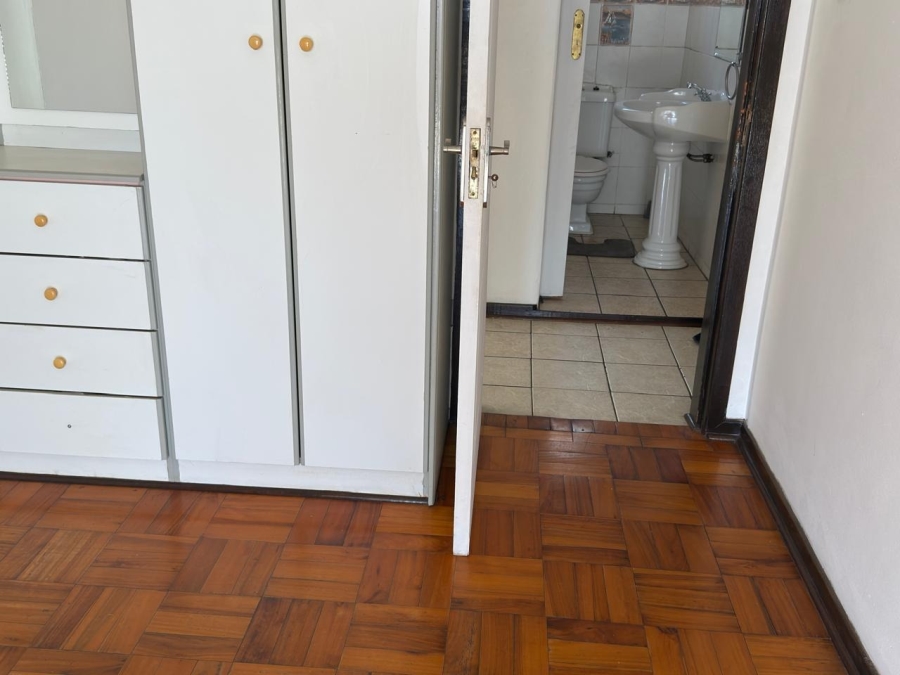 To Let 2 Bedroom Property for Rent in Ocean View KwaZulu-Natal