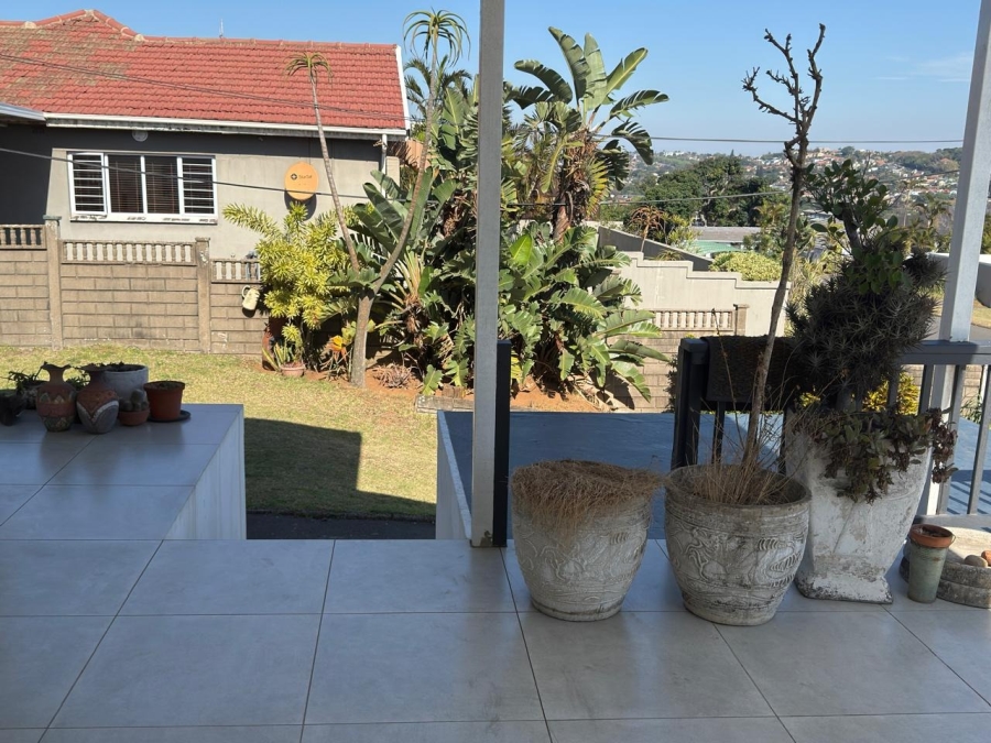 To Let 2 Bedroom Property for Rent in Ocean View KwaZulu-Natal