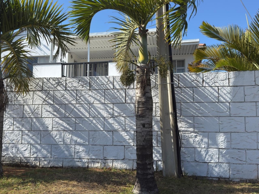 To Let 2 Bedroom Property for Rent in Ocean View KwaZulu-Natal