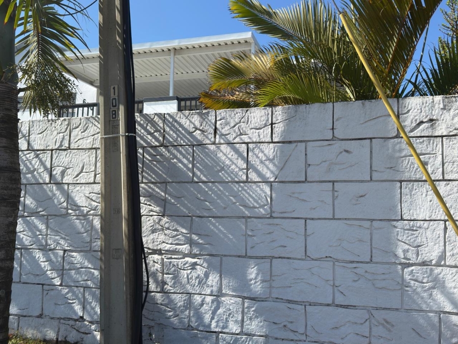 To Let 2 Bedroom Property for Rent in Ocean View KwaZulu-Natal