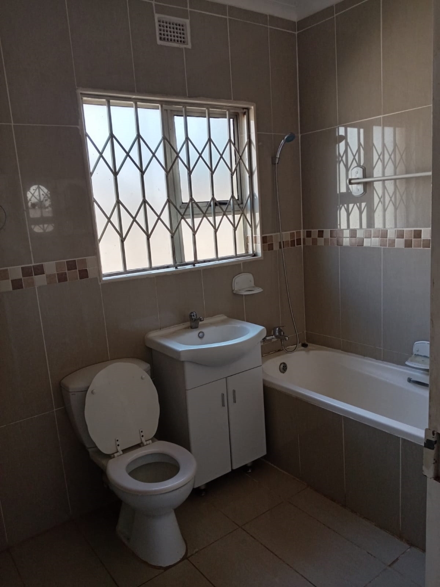 To Let 3 Bedroom Property for Rent in Nyala Park KwaZulu-Natal