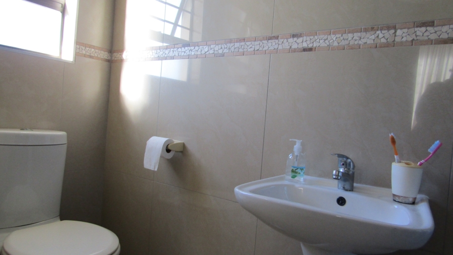 3 Bedroom Property for Sale in Winklespruit KwaZulu-Natal