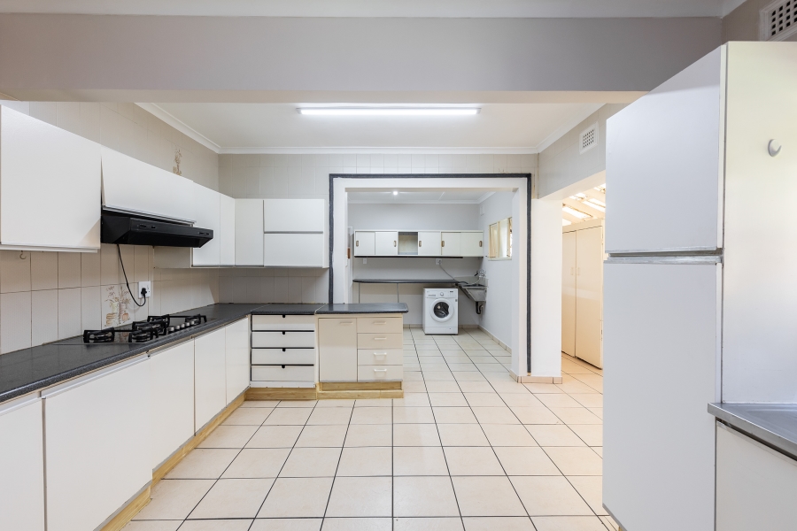 5 Bedroom Property for Sale in Glen Hills KwaZulu-Natal