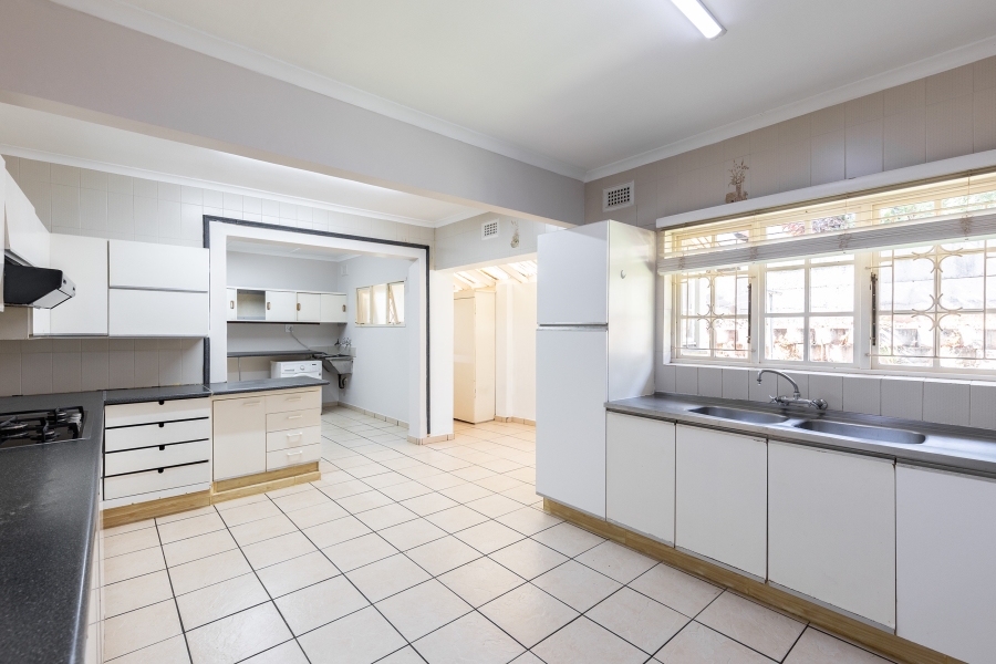 5 Bedroom Property for Sale in Glen Hills KwaZulu-Natal