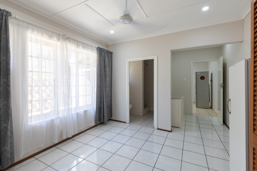 5 Bedroom Property for Sale in Glen Hills KwaZulu-Natal
