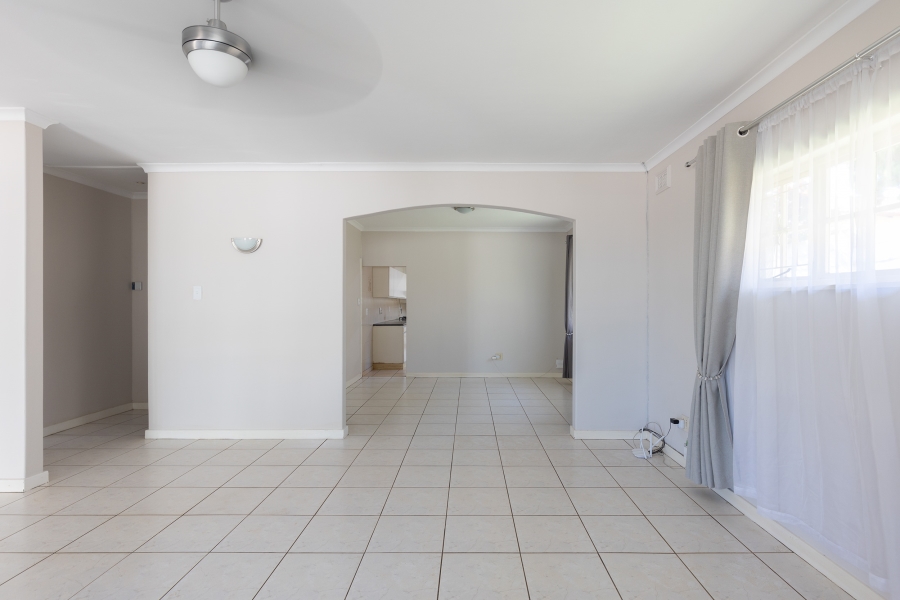 5 Bedroom Property for Sale in Glen Hills KwaZulu-Natal