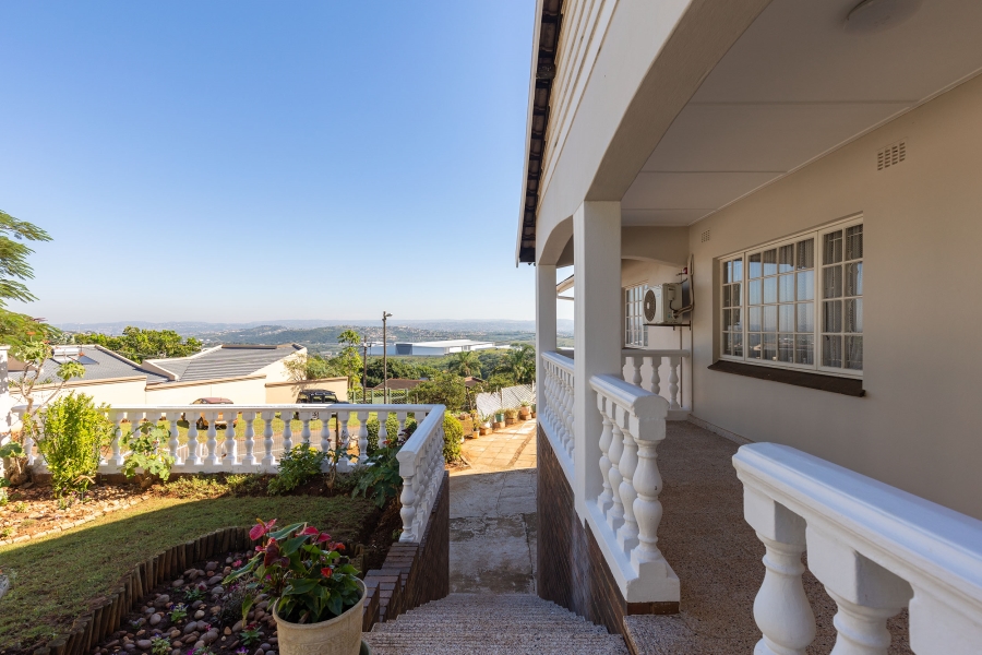 5 Bedroom Property for Sale in Glen Hills KwaZulu-Natal