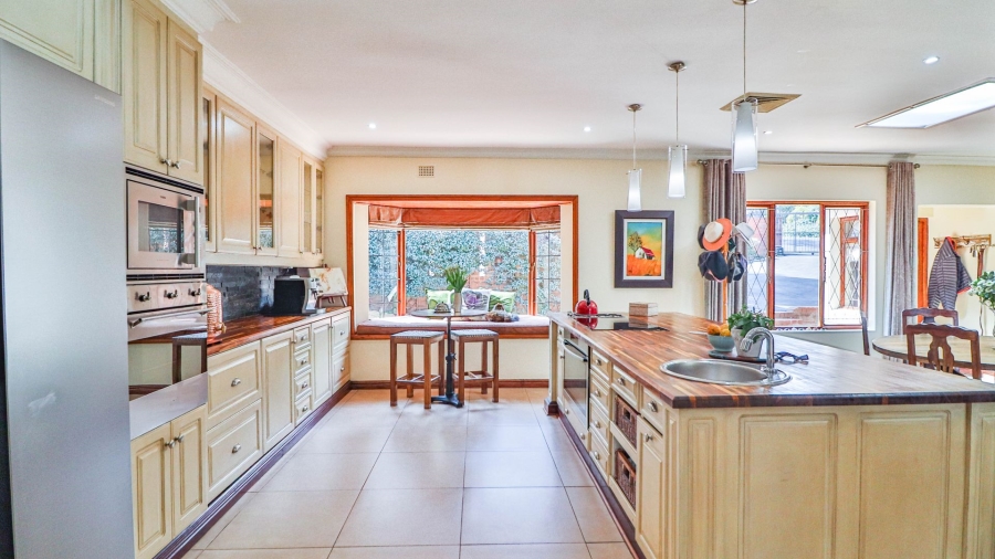 4 Bedroom Property for Sale in Mountain Homes KwaZulu-Natal