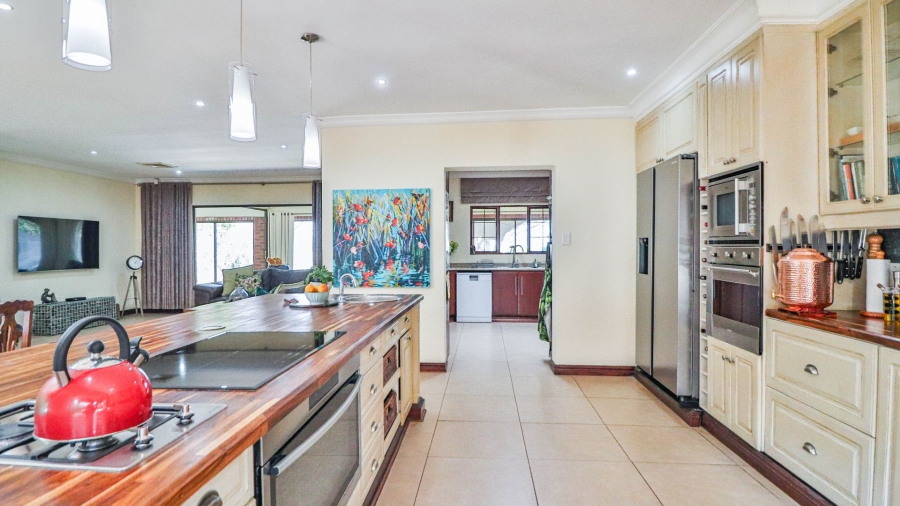 4 Bedroom Property for Sale in Mountain Homes KwaZulu-Natal