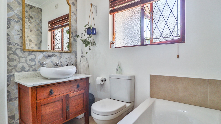 4 Bedroom Property for Sale in Mountain Homes KwaZulu-Natal