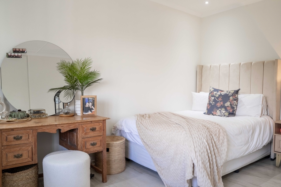4 Bedroom Property for Sale in Kloof KwaZulu-Natal