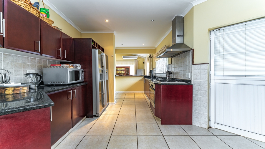 4 Bedroom Property for Sale in Compensation Beach KwaZulu-Natal