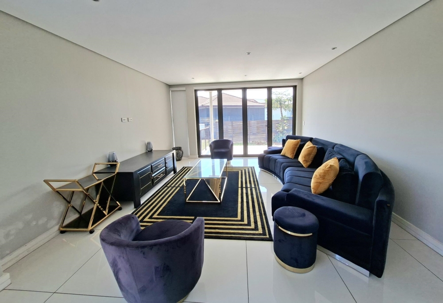 5 Bedroom Property for Sale in Izinga KwaZulu-Natal