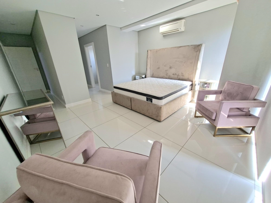 5 Bedroom Property for Sale in Izinga KwaZulu-Natal