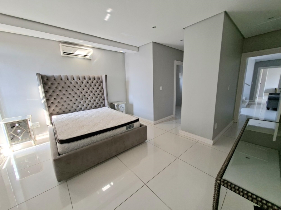 5 Bedroom Property for Sale in Izinga KwaZulu-Natal