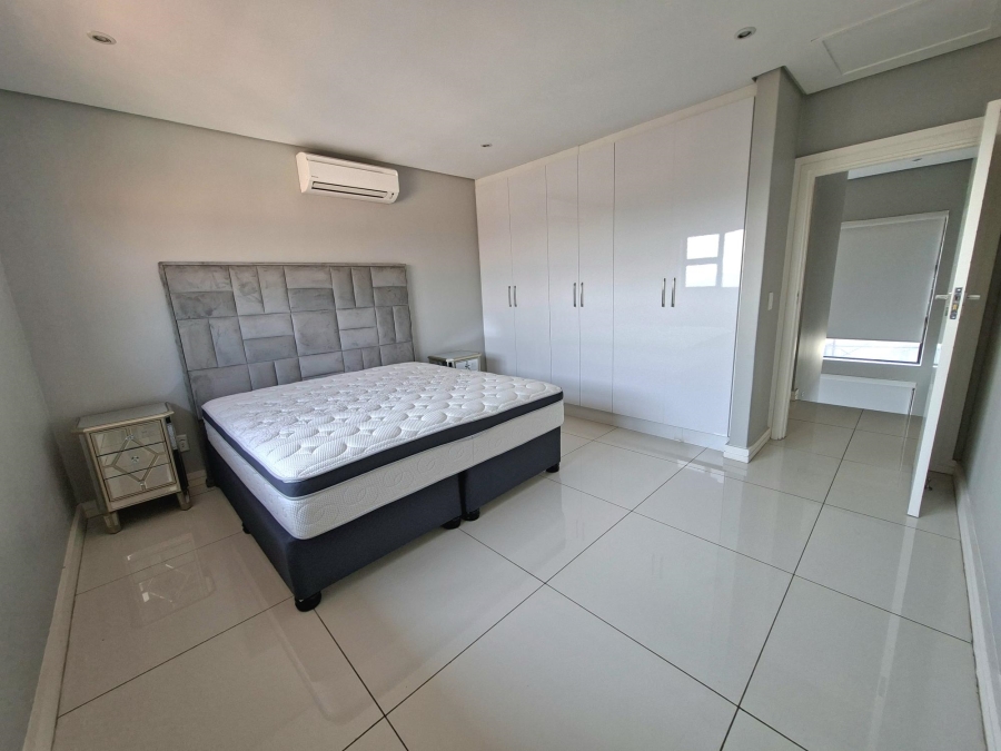 5 Bedroom Property for Sale in Izinga KwaZulu-Natal