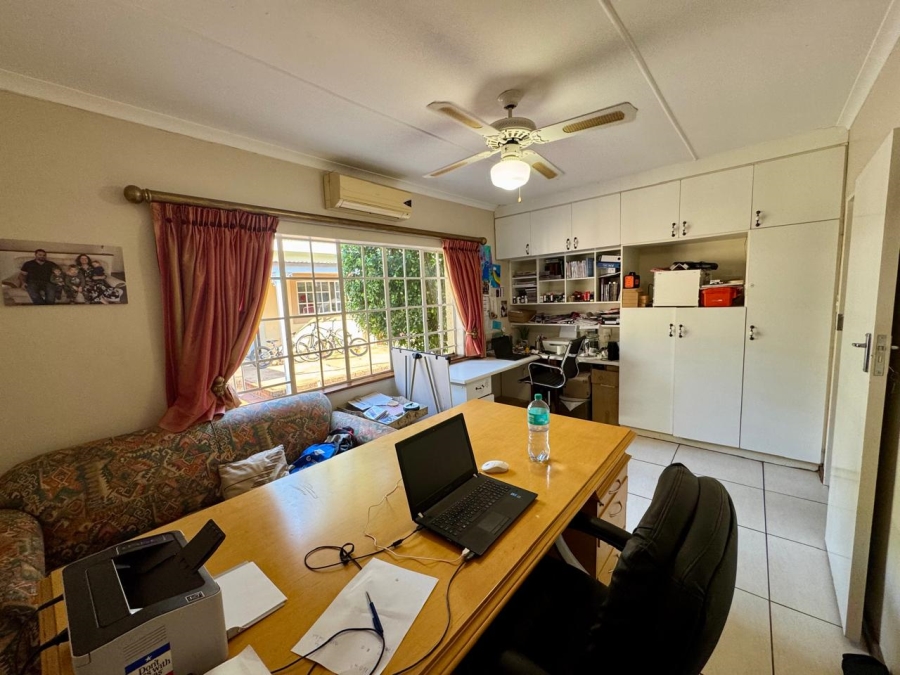 4 Bedroom Property for Sale in Montrose KwaZulu-Natal