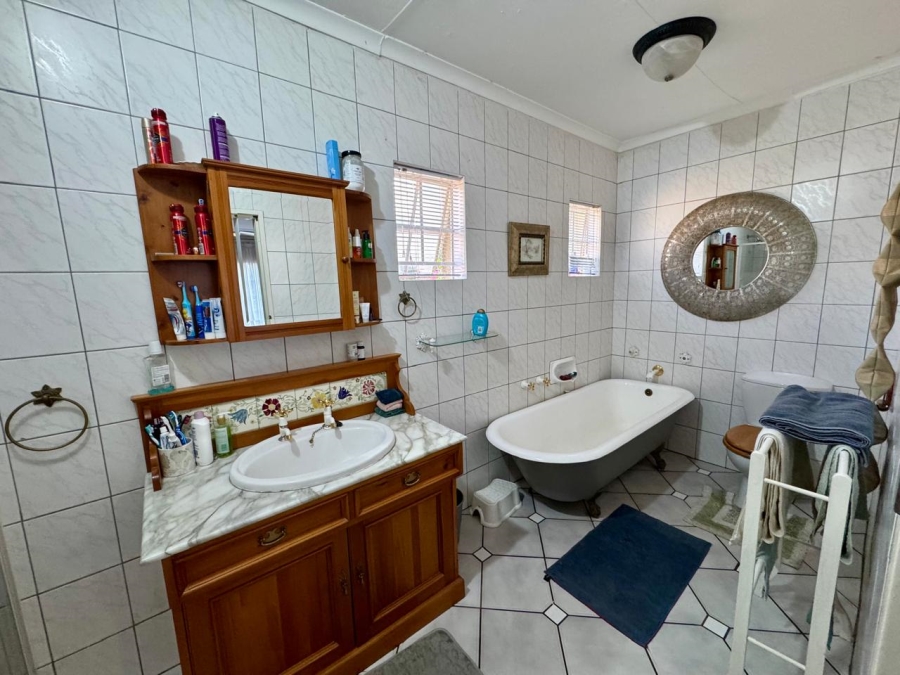 4 Bedroom Property for Sale in Montrose KwaZulu-Natal