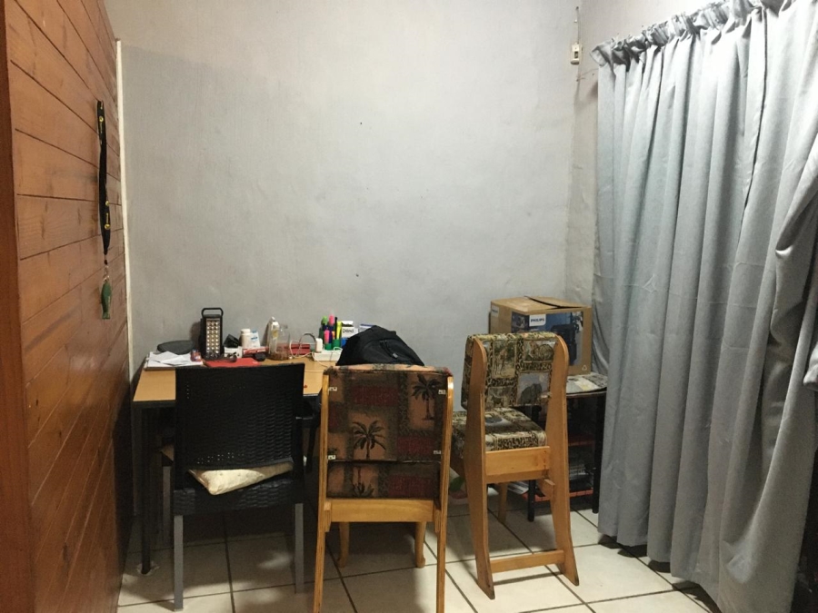 To Let 1 Bedroom Property for Rent in Veld En Vlei KwaZulu-Natal