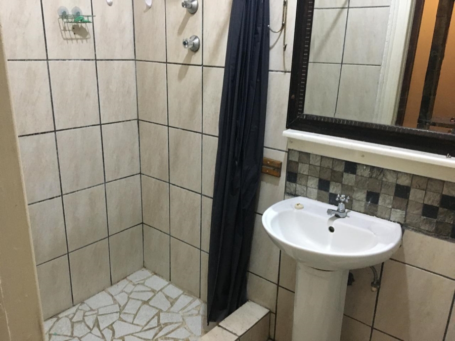 To Let 1 Bedroom Property for Rent in Veld En Vlei KwaZulu-Natal