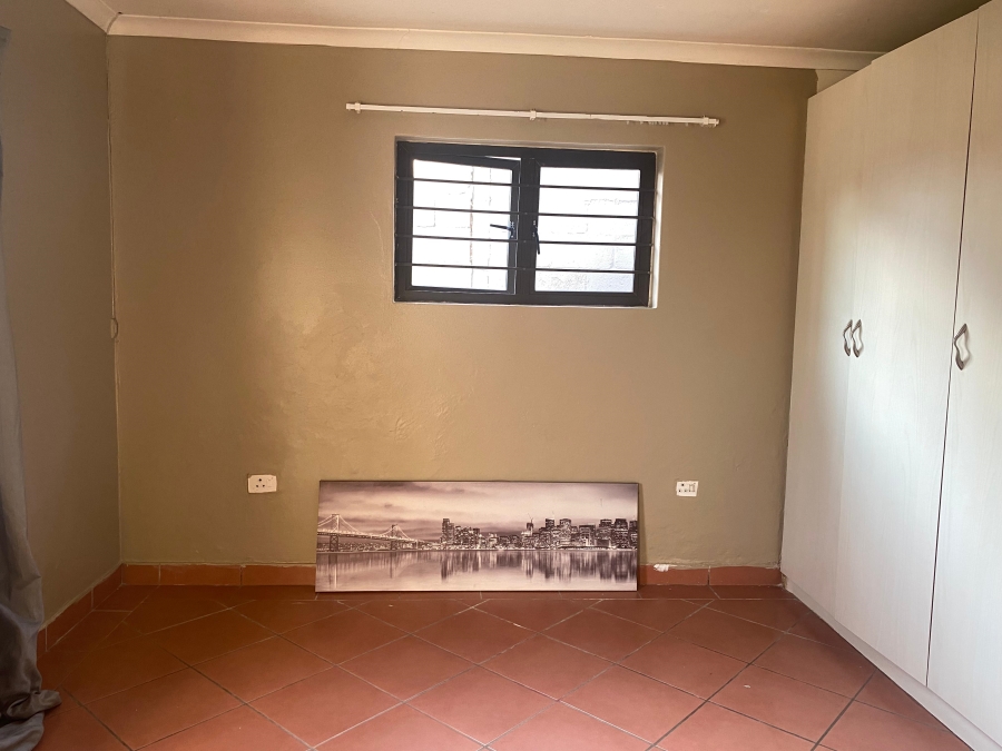 To Let 1 Bedroom Property for Rent in Umbilo KwaZulu-Natal