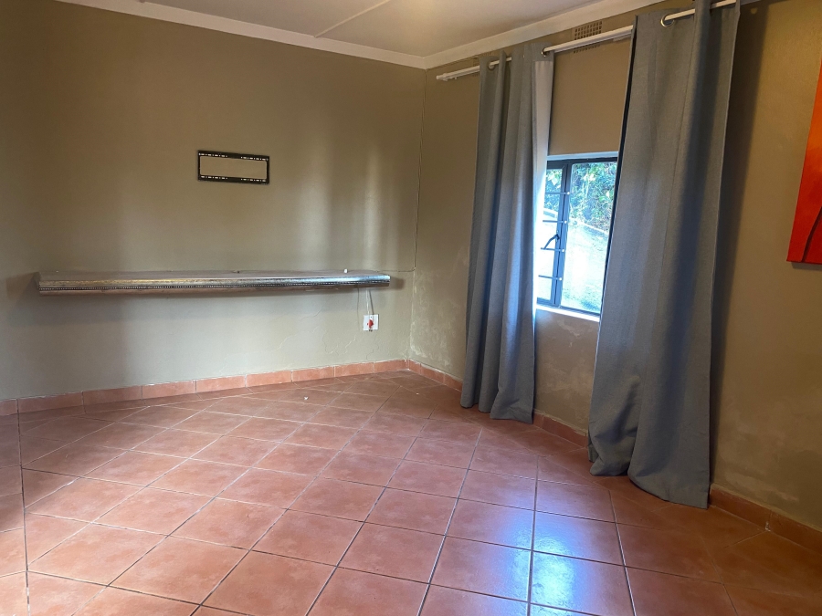 To Let 1 Bedroom Property for Rent in Umbilo KwaZulu-Natal