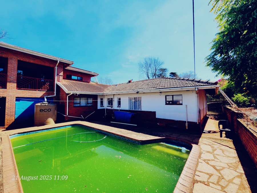 7 Bedroom Property for Sale in Hayfields KwaZulu-Natal