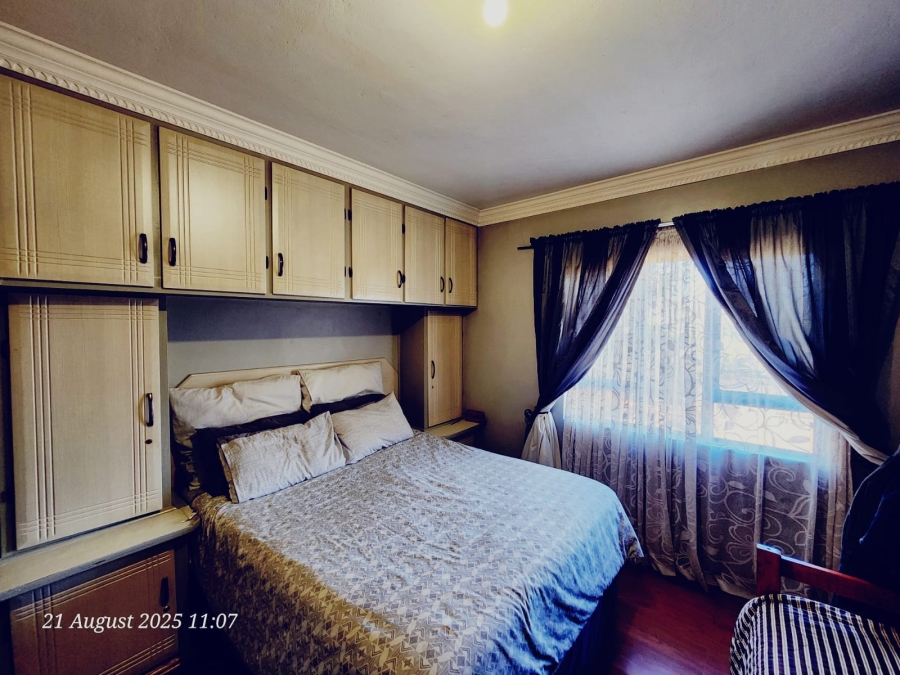 7 Bedroom Property for Sale in Hayfields KwaZulu-Natal