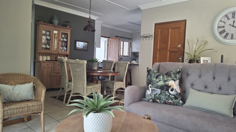 To Let 3 Bedroom Property for Rent in Howick North KwaZulu-Natal