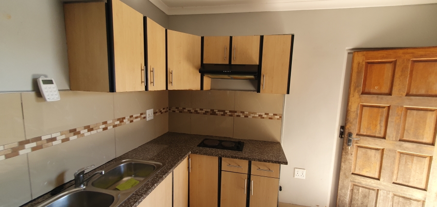 To Let 2 Bedroom Property for Rent in Bluff KwaZulu-Natal