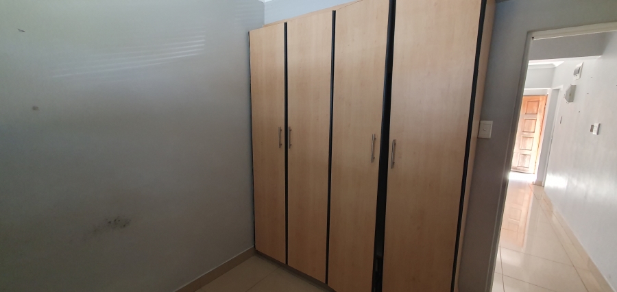 To Let 2 Bedroom Property for Rent in Bluff KwaZulu-Natal