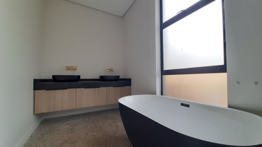 4 Bedroom Property for Sale in Elaleni Coastal Forest Estate KwaZulu-Natal
